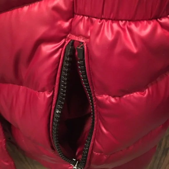 Calvin Klein Red Puffer Jacket - Picture 11 of 11